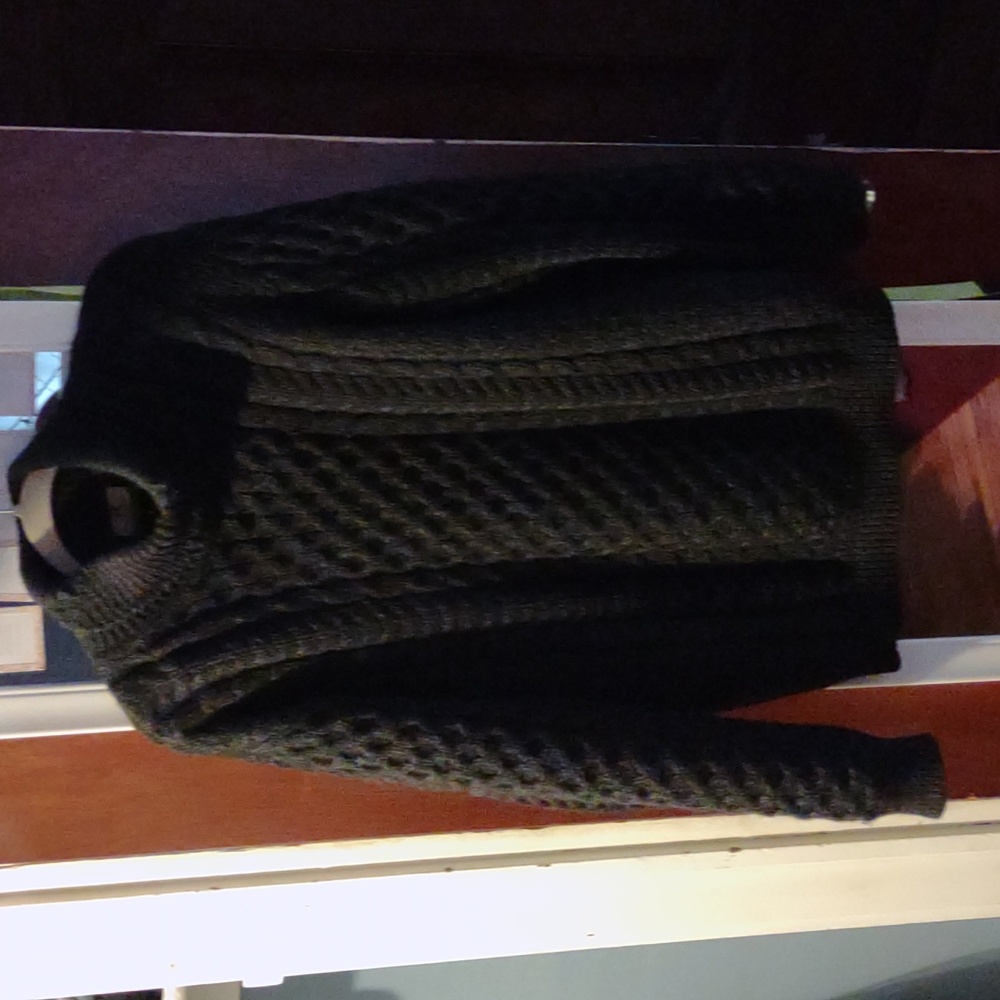 Men's Large 100% wool Carraigdonn Turtle Neck Sweater